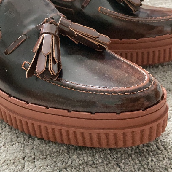 TOD’S Tasseled Glossed-Leather Loafers - Picture 7 of 14